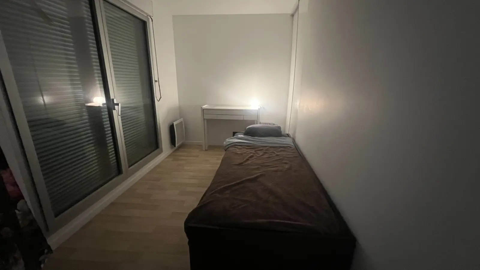 Room Rue Alphonse Bertillon in Paris