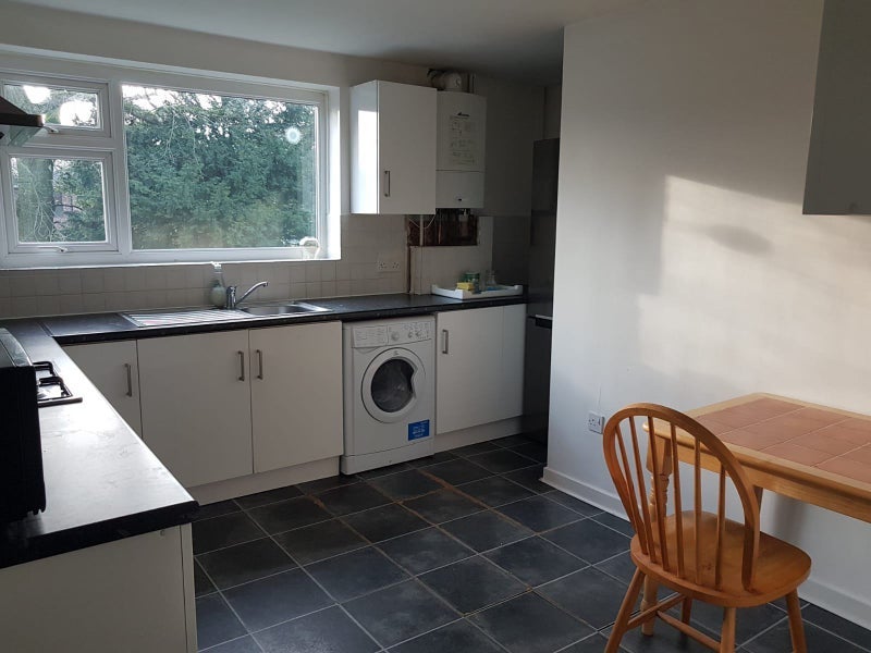 Room Bloomsbury Lane in Trafford