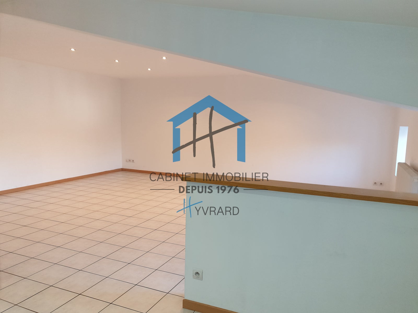 Appartement Place Neyrand-Thiollière à Lorette