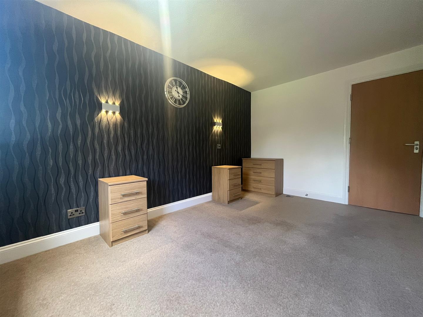 Flat Tedder Close in Greater London