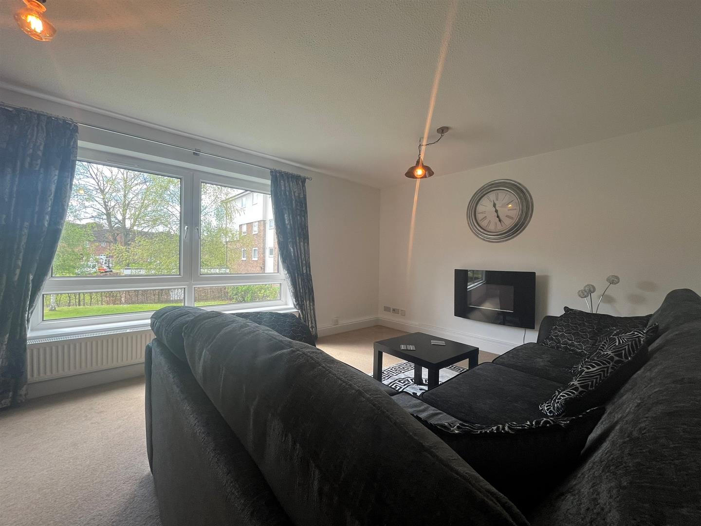 Flat Tedder Close in Greater London