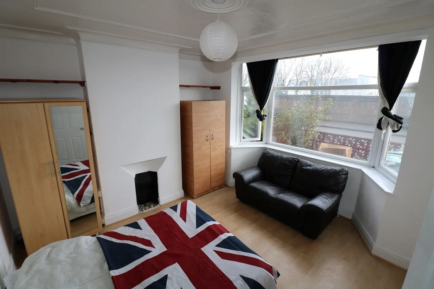 House Willoughby Lane in Greater London
