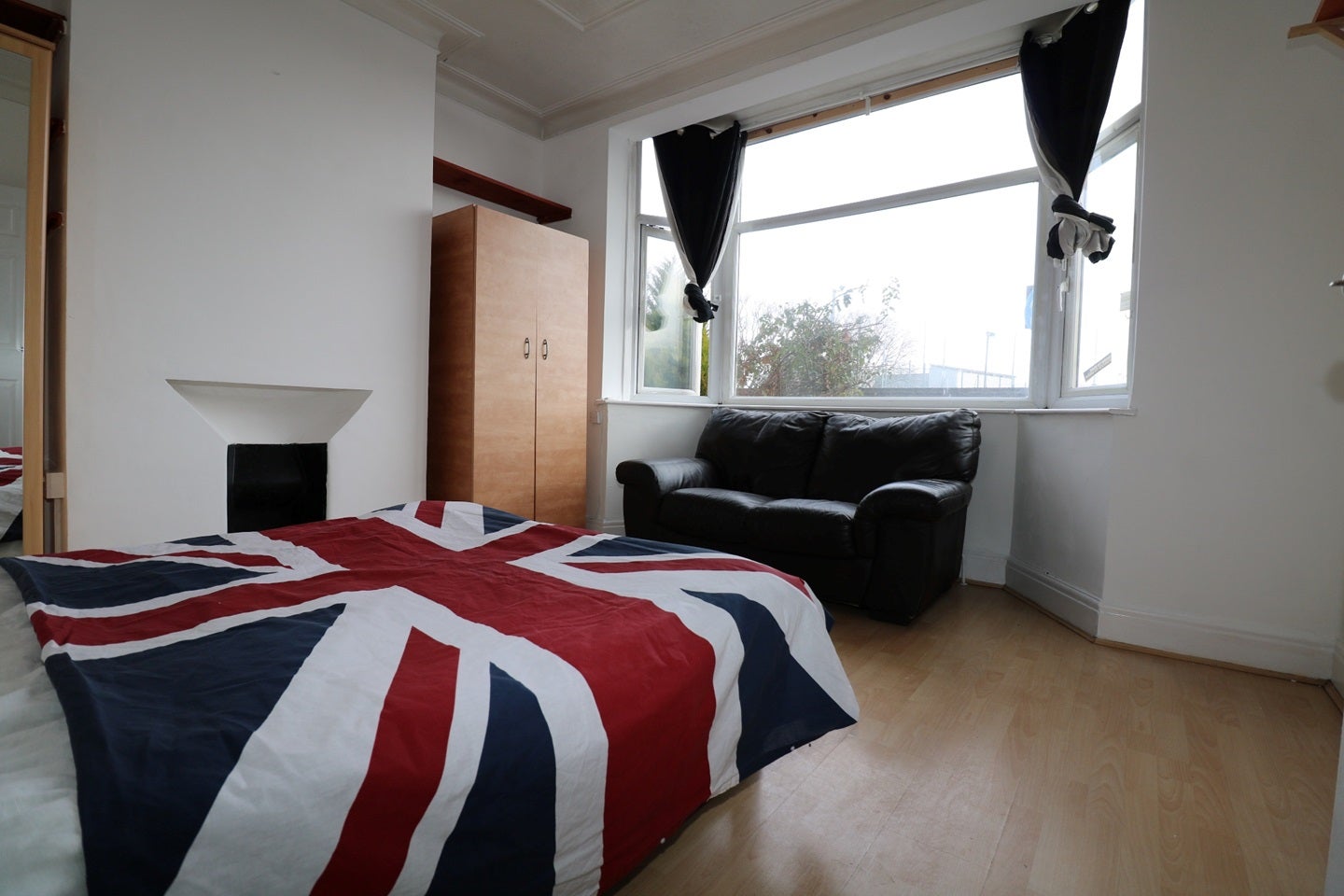 House Willoughby Lane in Greater London
