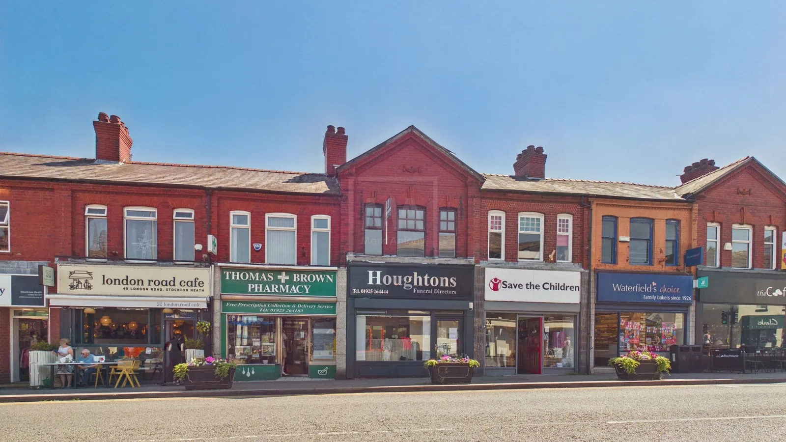 Flat London Road in Stockton Heath