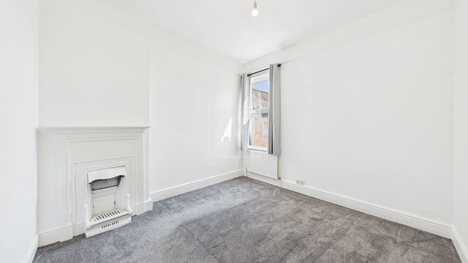 Flat London Road in Stockton Heath
