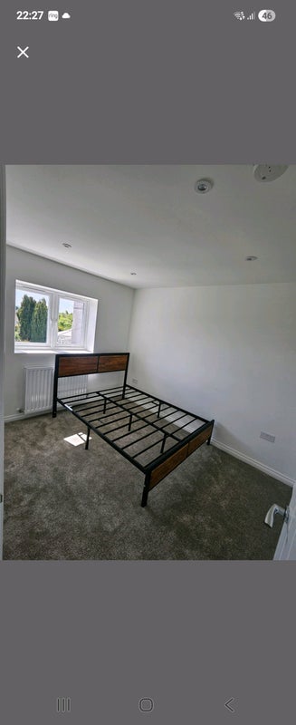 Room Ringshall Road in Greater London