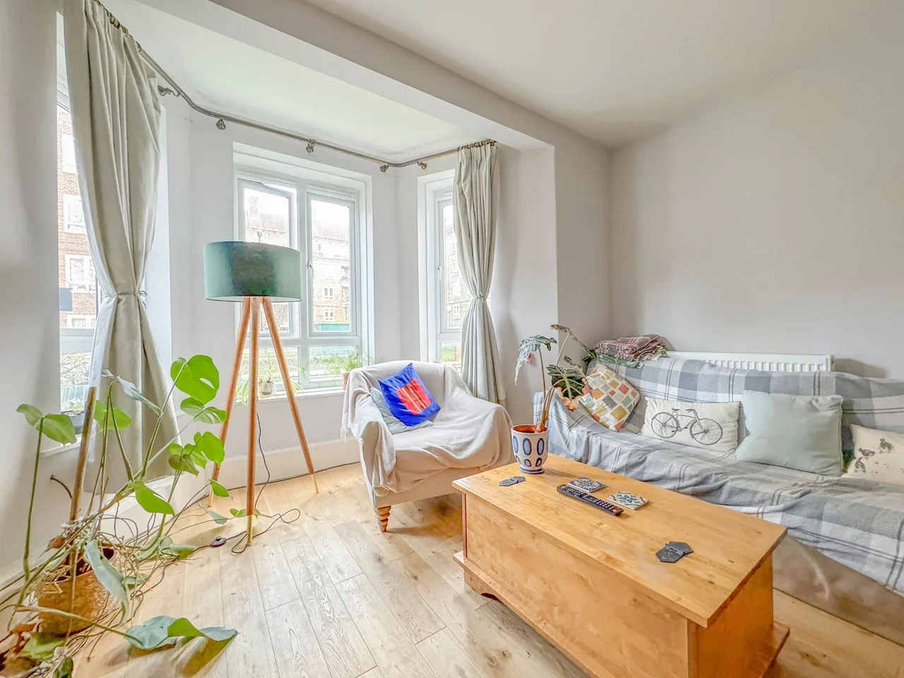 Flat Dorset Road in Greater London