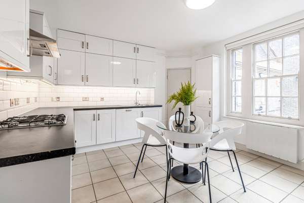 Flat New Cavendish Street in City of Westminster