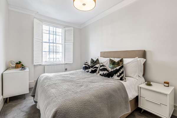 Flat New Cavendish Street in City of Westminster