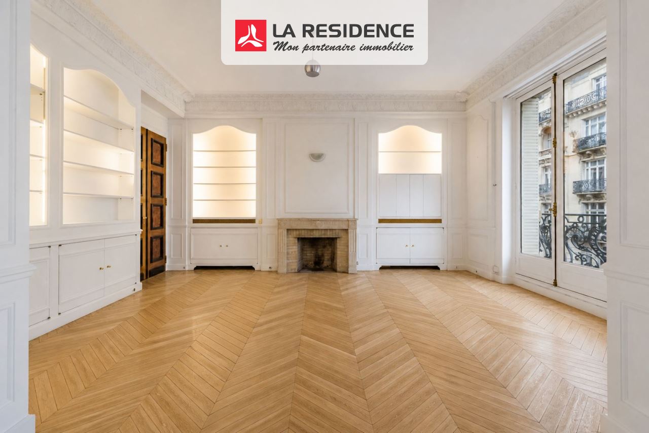 Appartement Rue Alphonse de Neuville à Paris