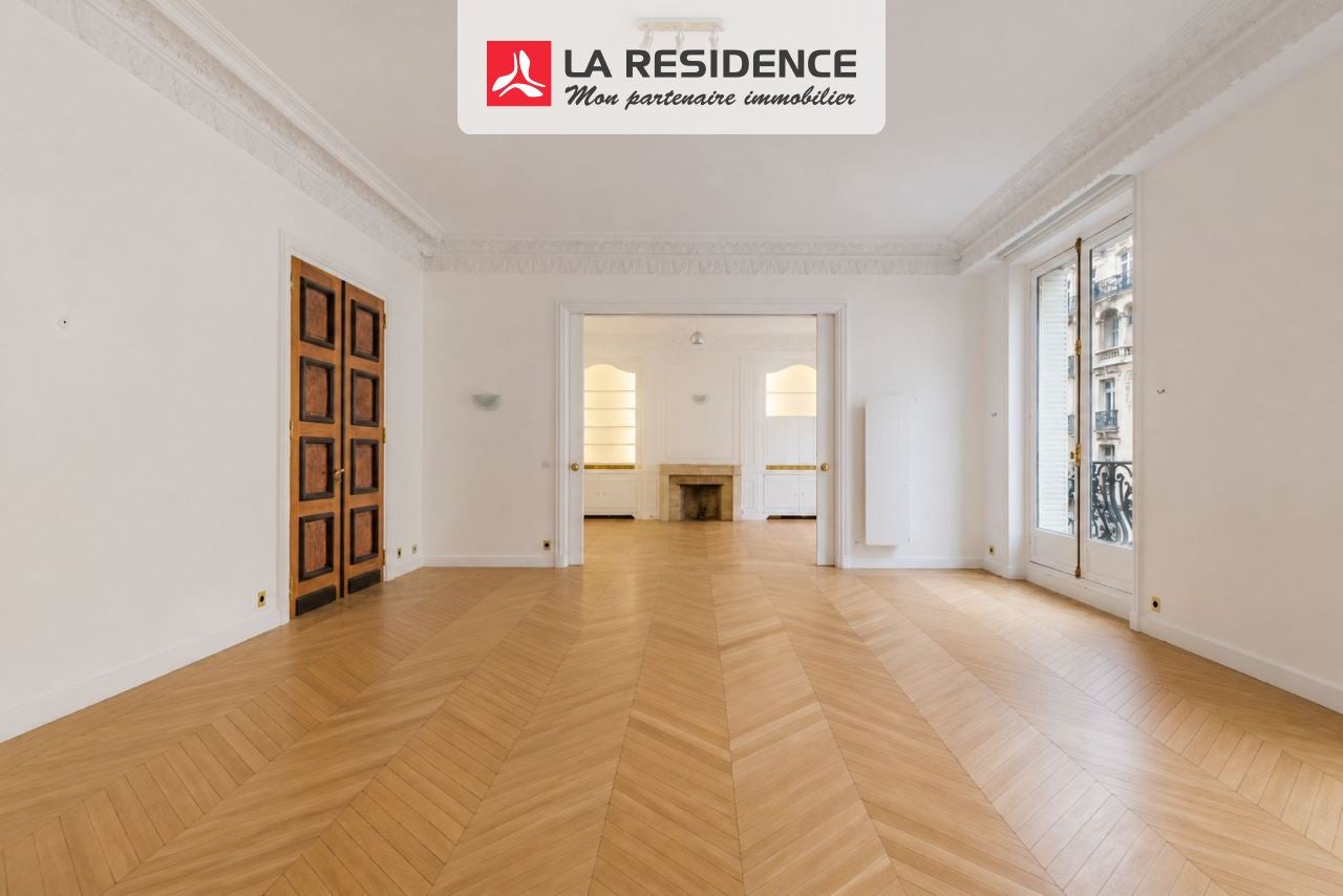 Appartement Rue Alphonse de Neuville à Paris