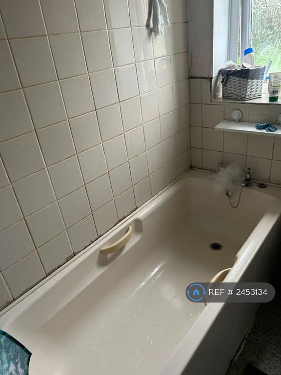 Flat Brereton Close in Norwich