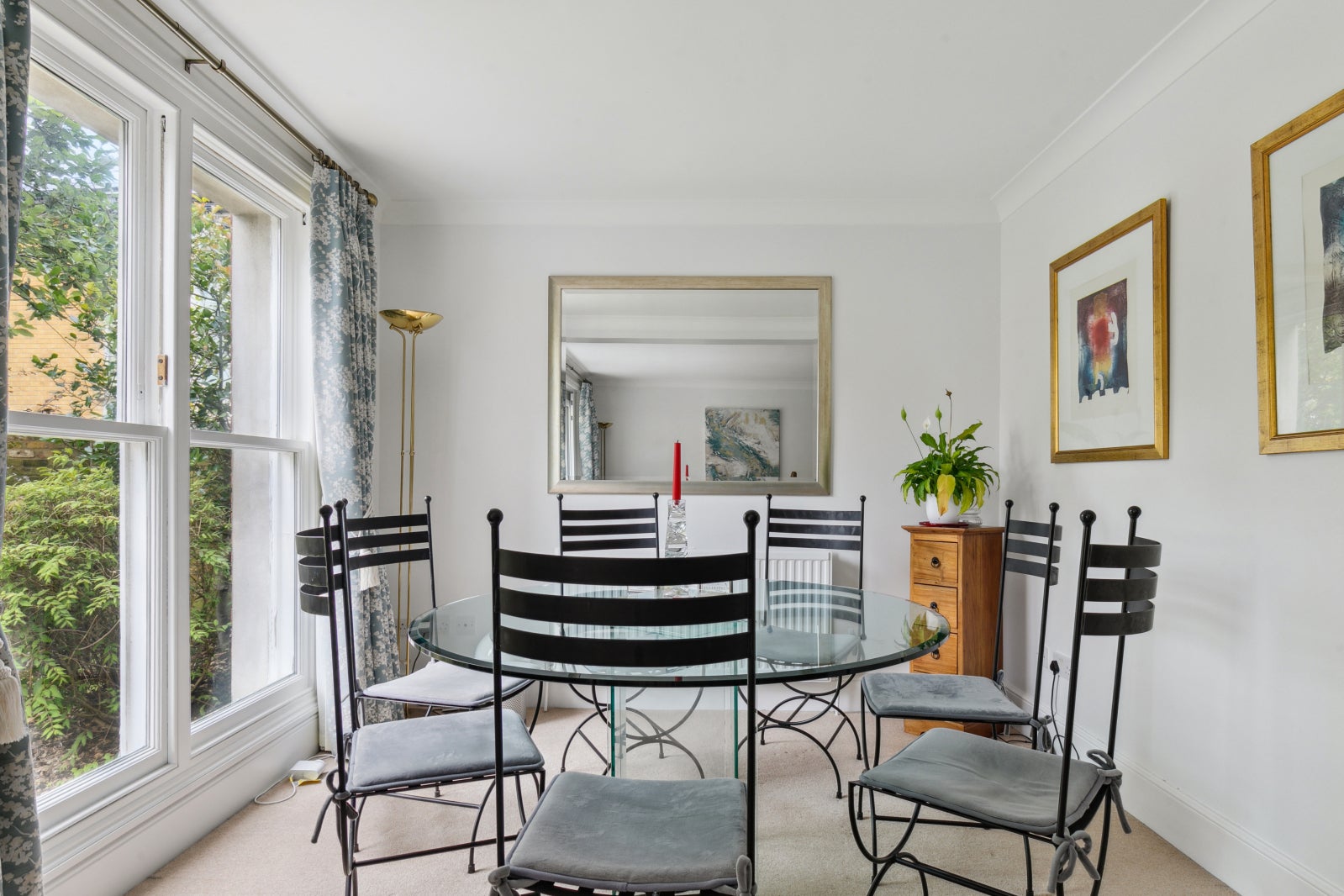 Flat Kendal Place in Greater London