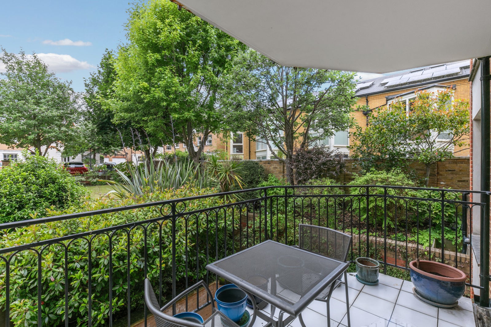 Flat Kendal Place in Greater London