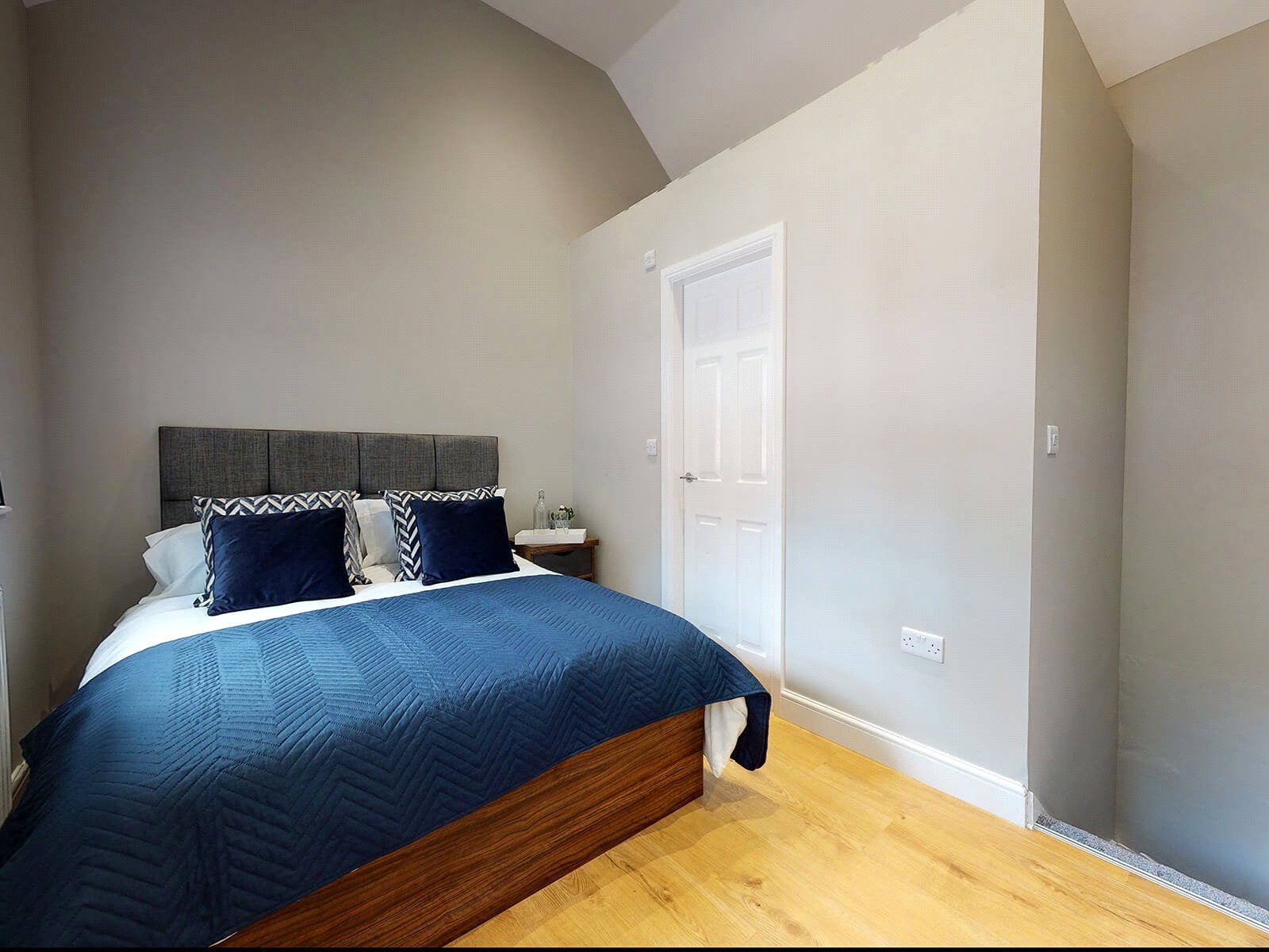 Flat Springfield Mount in Leeds