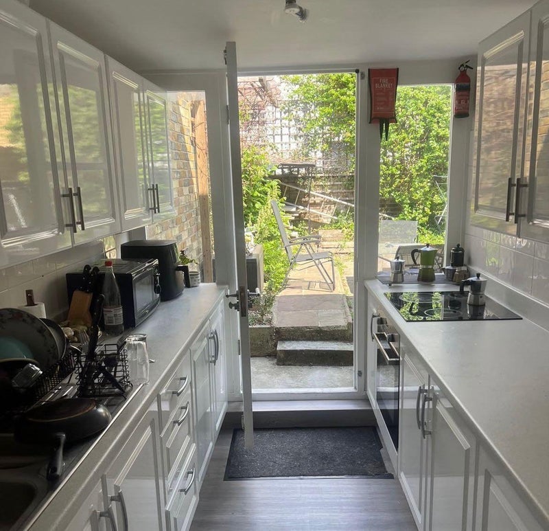 Room Playford Road in Greater London