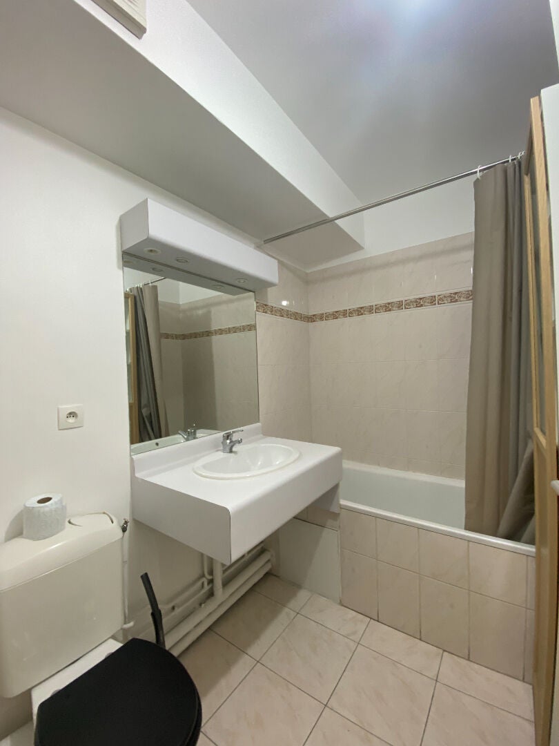 Appartement Rue des Frères Chausson à Asnières-sur-Seine