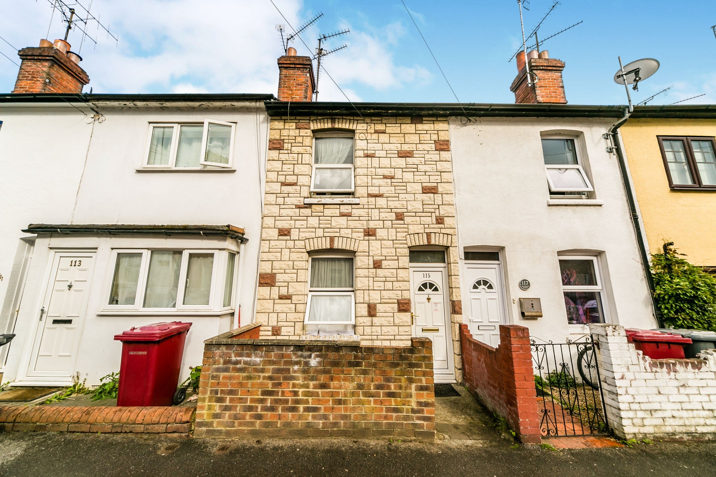 House Wolseley Street in Reading