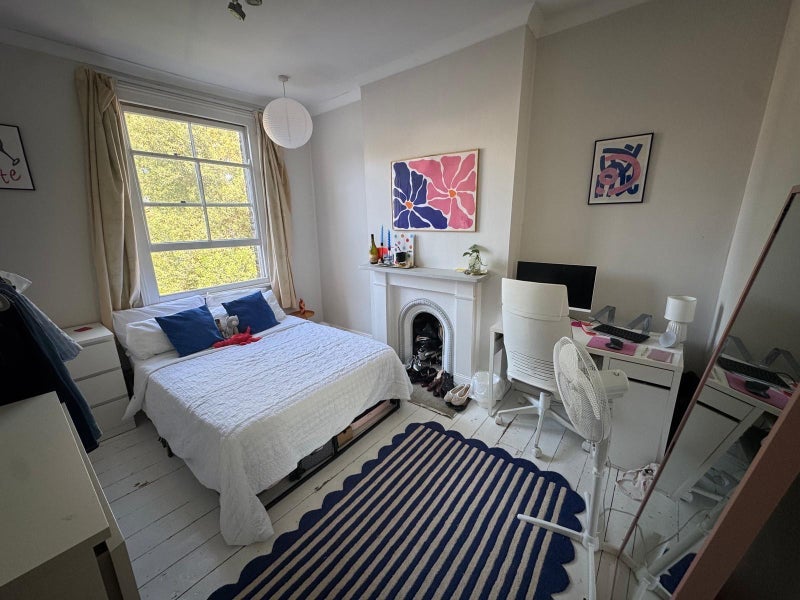 Room Beechcroft Road in Greater London