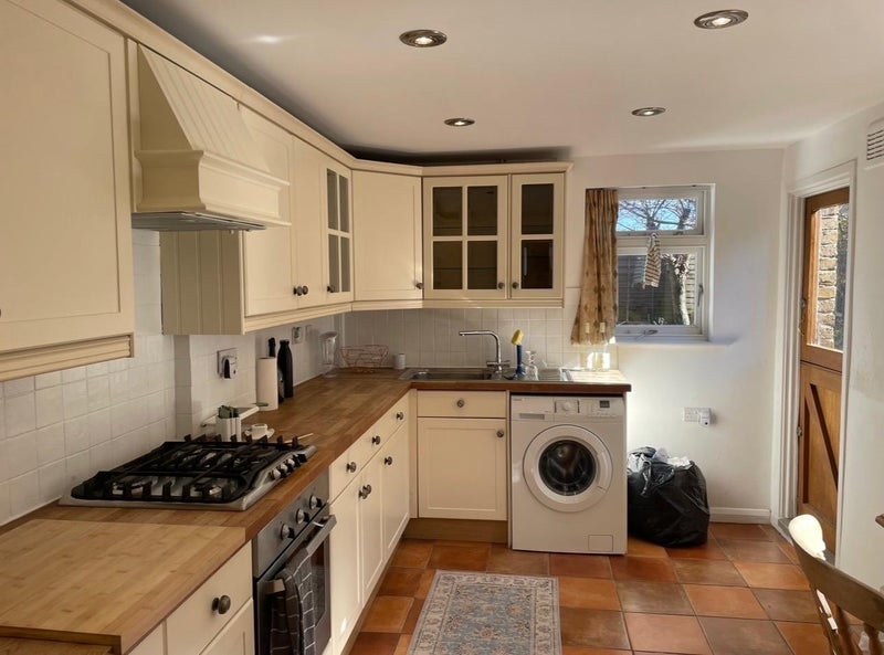 Room Beechcroft Road in Greater London
