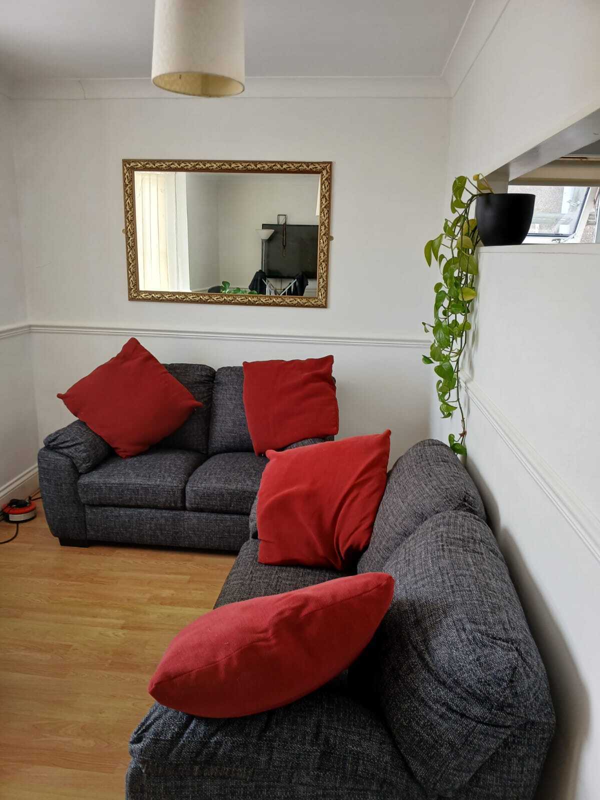 Flat Sketty Road in Swansea
