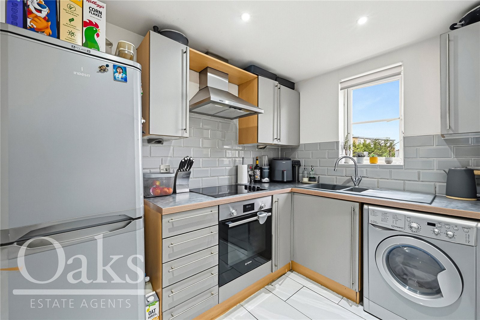 Flat East India Way in Greater London