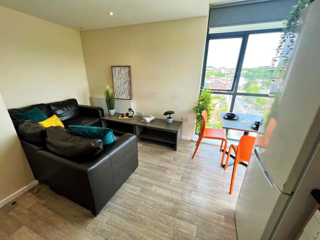 Room Infirmary Road in Sheffield