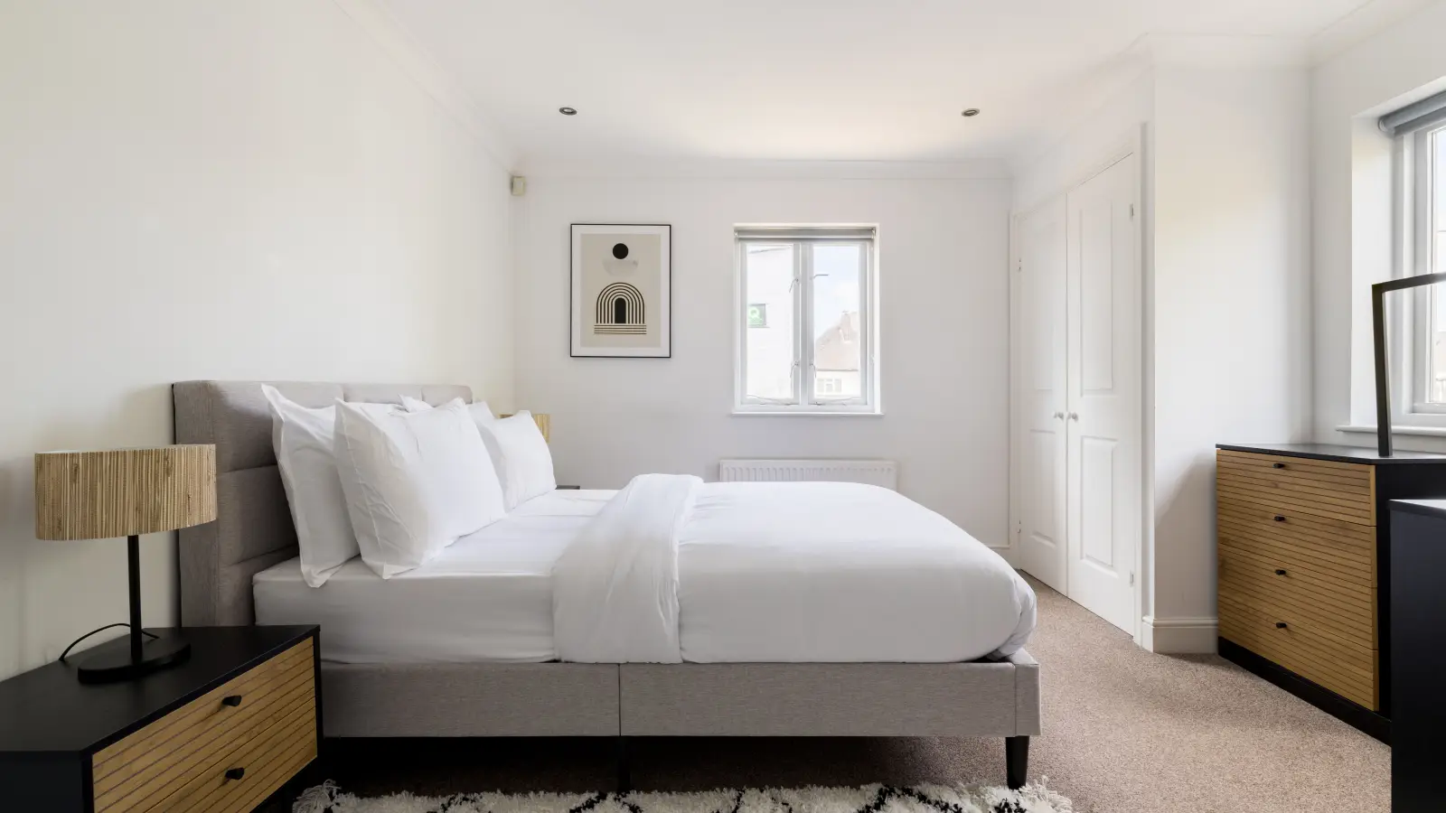 Flat Huxley Street in City of Westminster