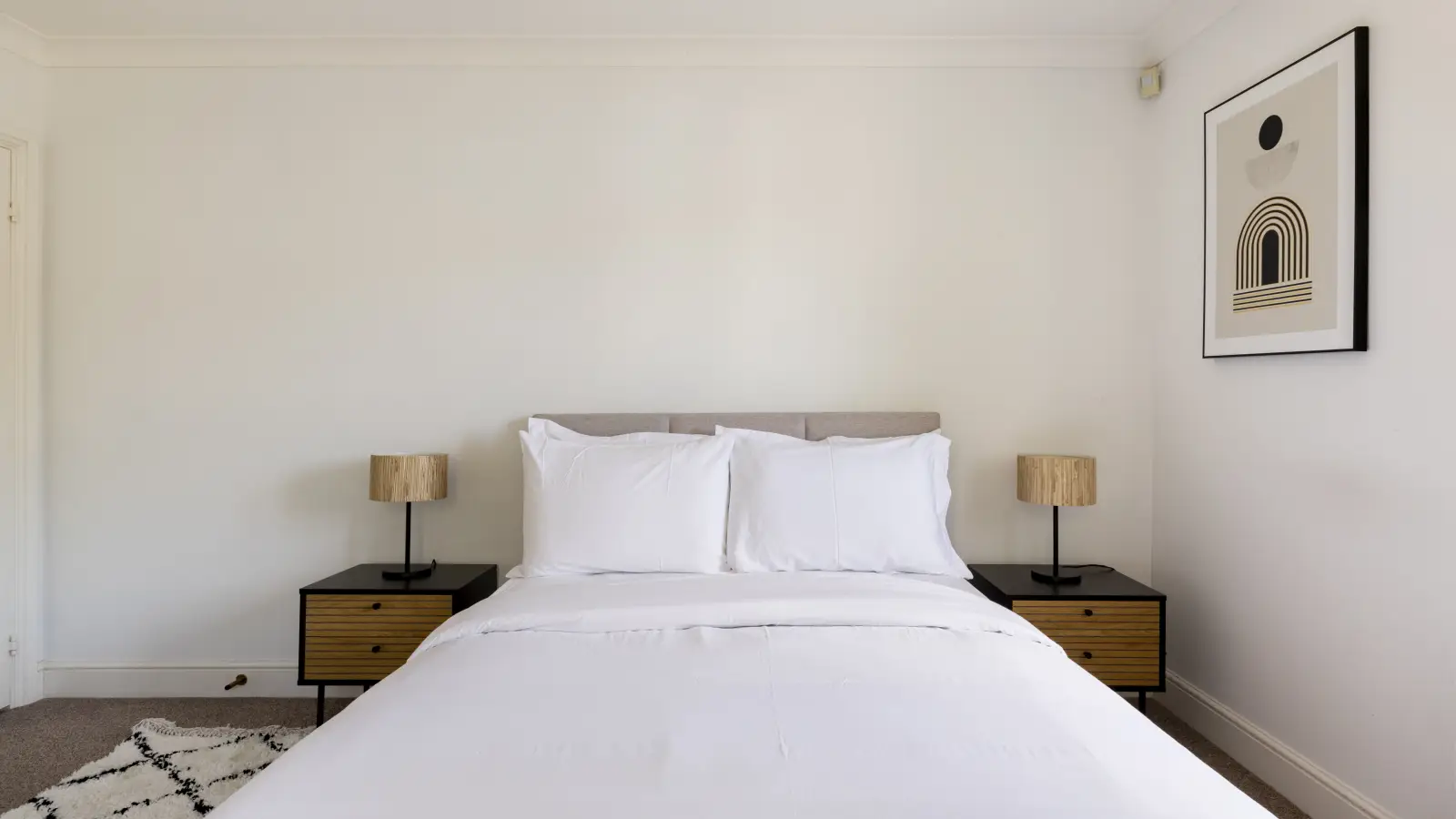 Flat Huxley Street in City of Westminster