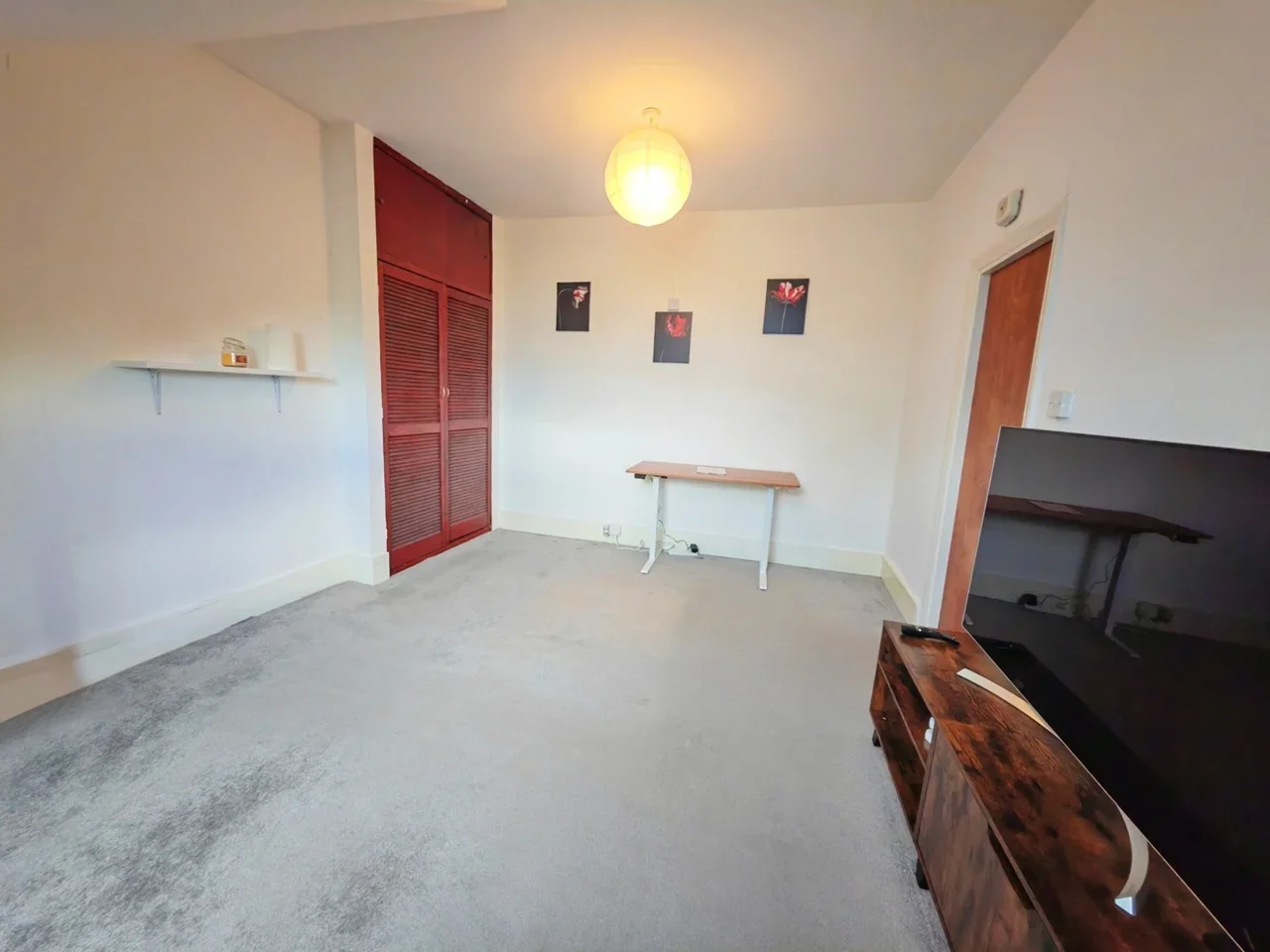 Room Terrapin Road in Greater London