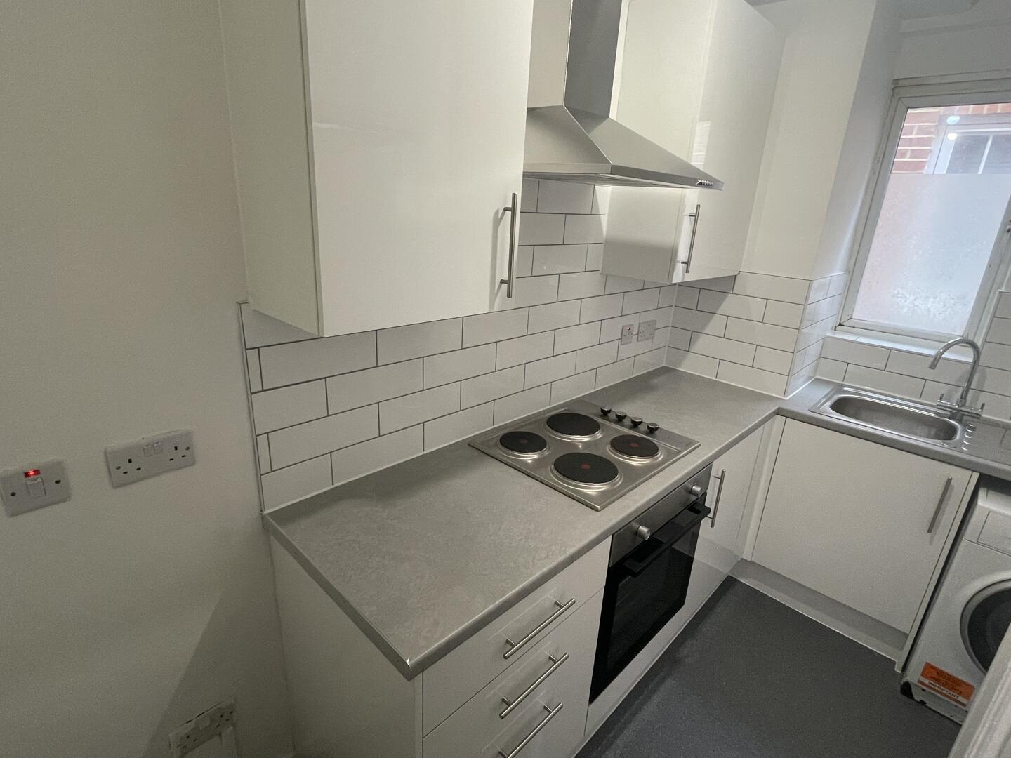 Flat Burleigh way in Greater London
