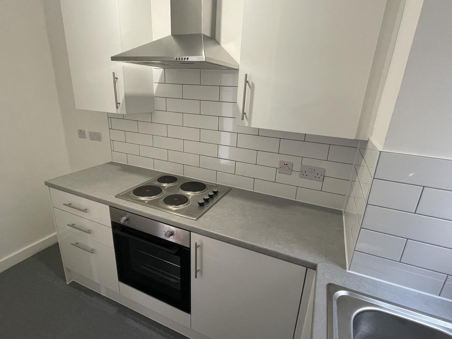 Flat Burleigh way in Greater London