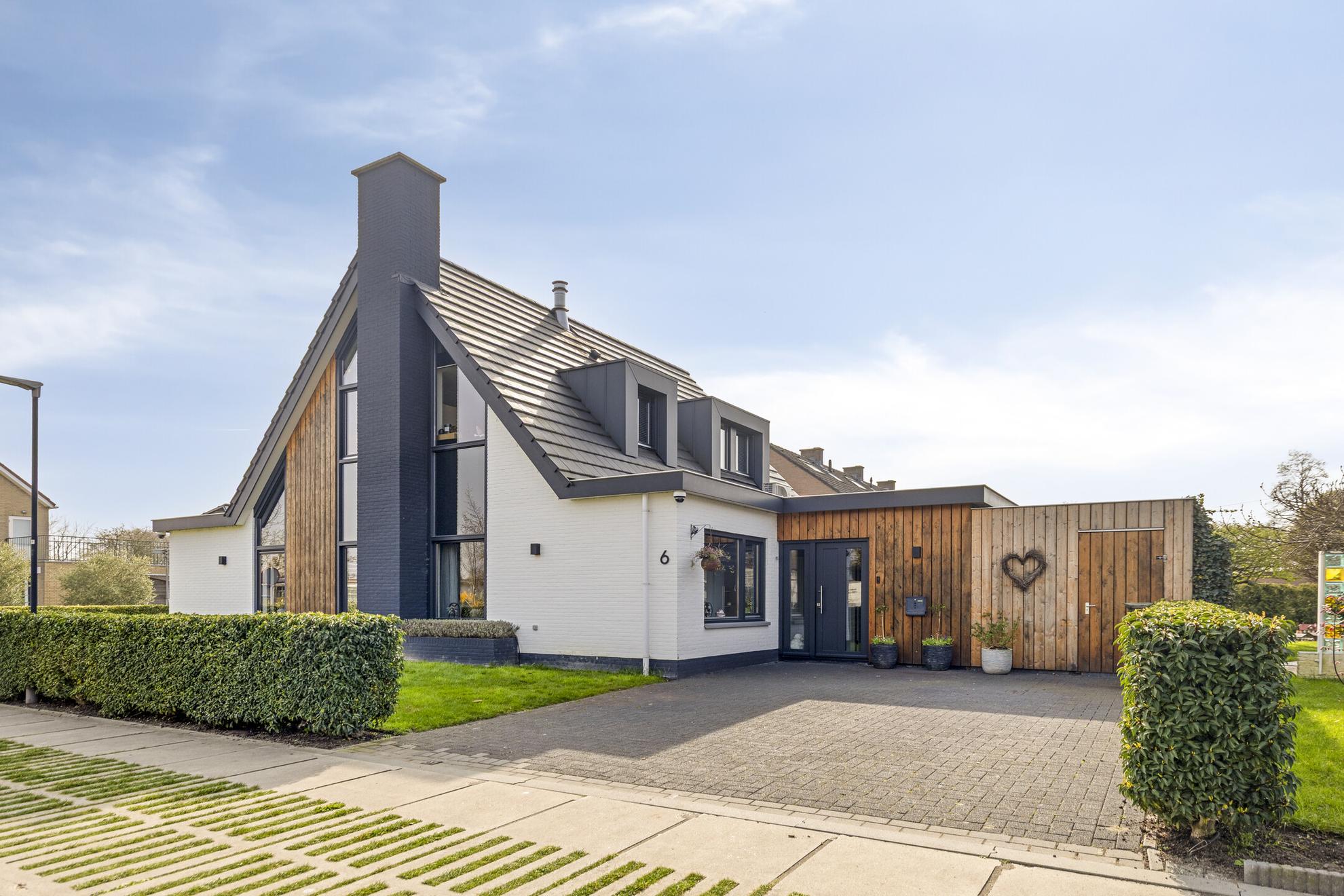 Huis Middenstraat 6 in 's-Gravenpolder
