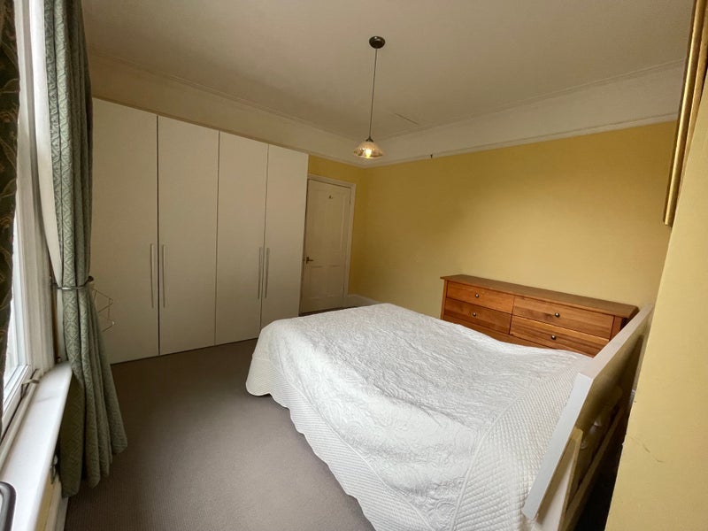 Room Southfield Road in Greater London