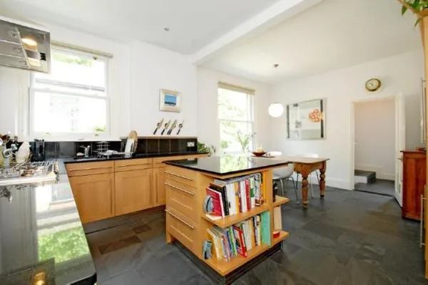 Room Southfield Road in Greater London