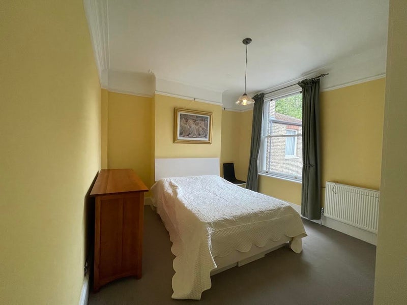 Room Southfield Road in Greater London
