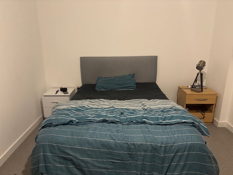 Room Atlantis Avenue in Greater London