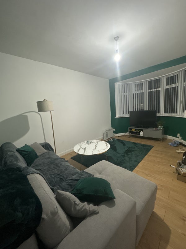 Room Abbey Drive in Leicester