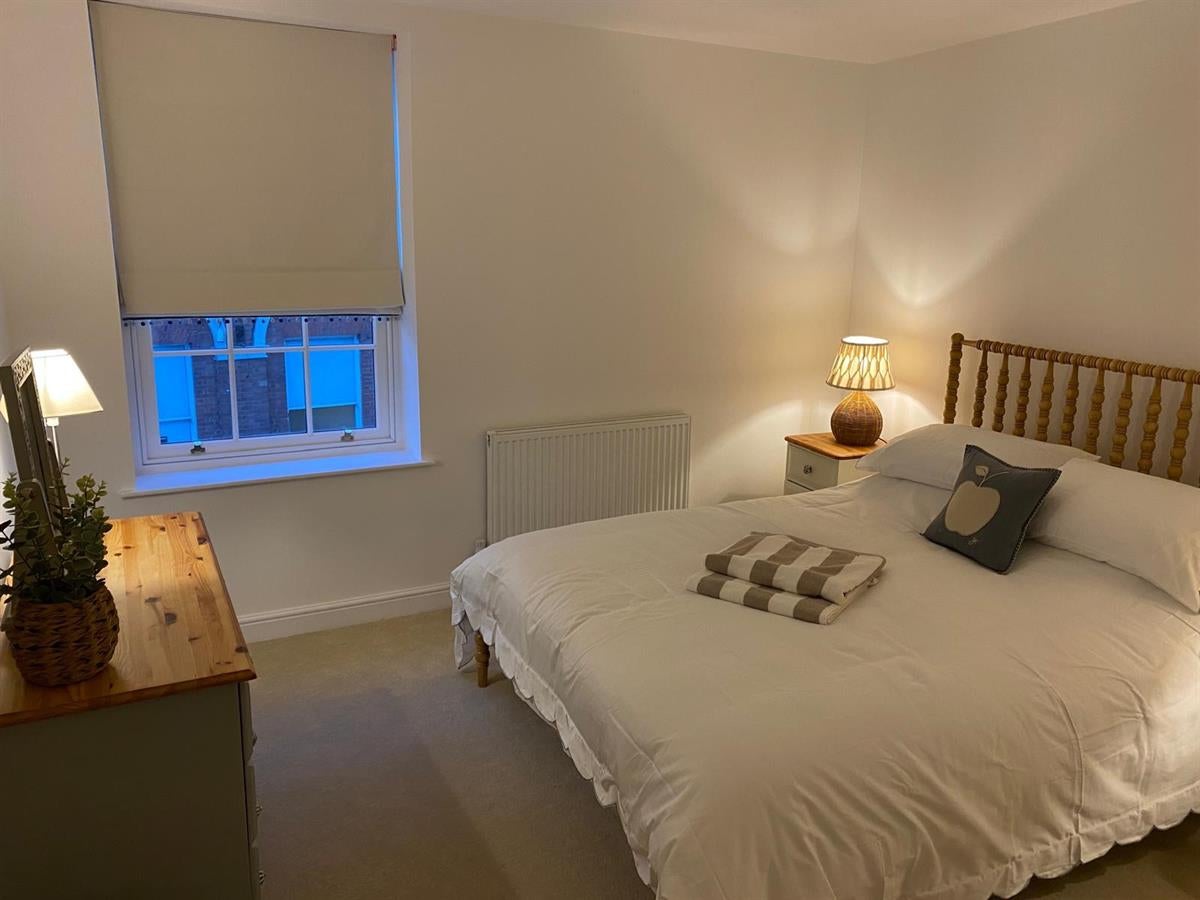 Flat Monnow Street in Monmouth