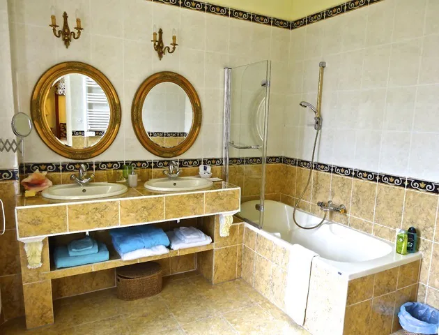 Chambre C 4 à Tournon-Saint-Pierre