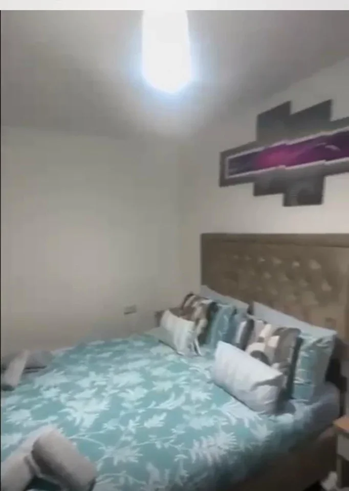 Flat Barking Road in Greater London