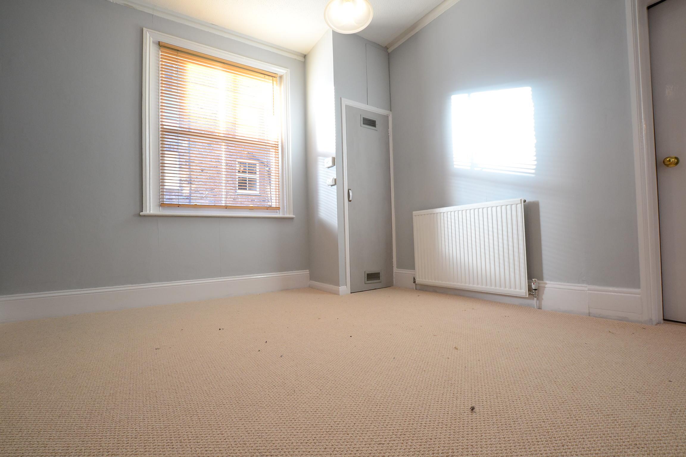 Flat Lime Hill Road in Tunbridge Wells