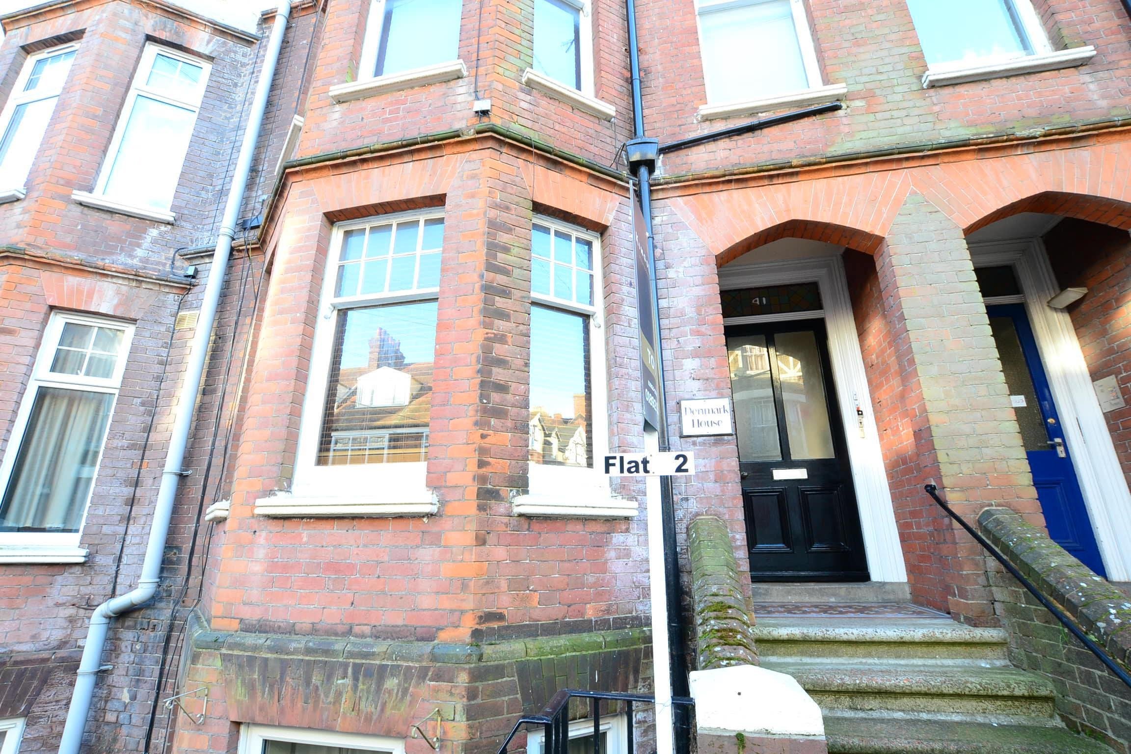 Flat Lime Hill Road in Tunbridge Wells