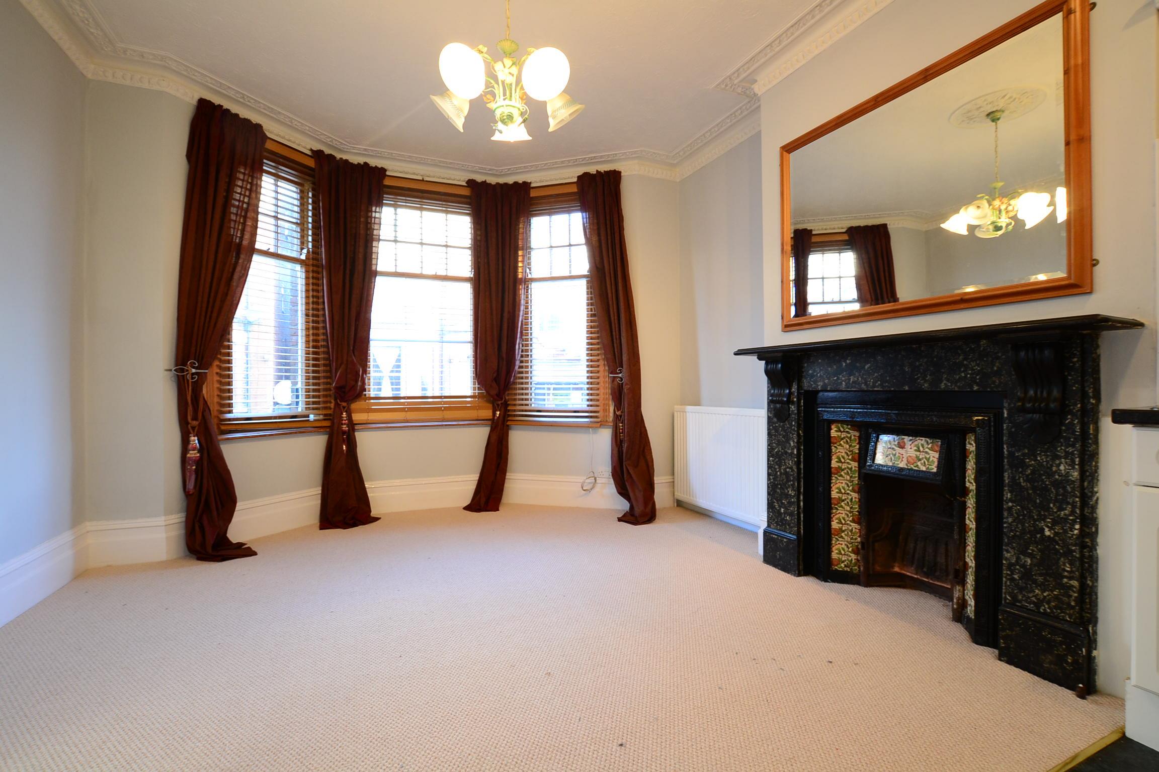 Flat Lime Hill Road in Tunbridge Wells