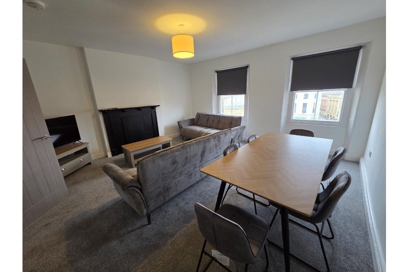 Flat Cornhill in Bridgwater