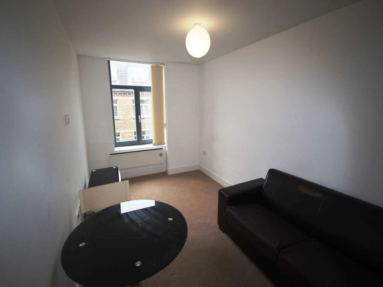 Flat Grattan Road in Bradford