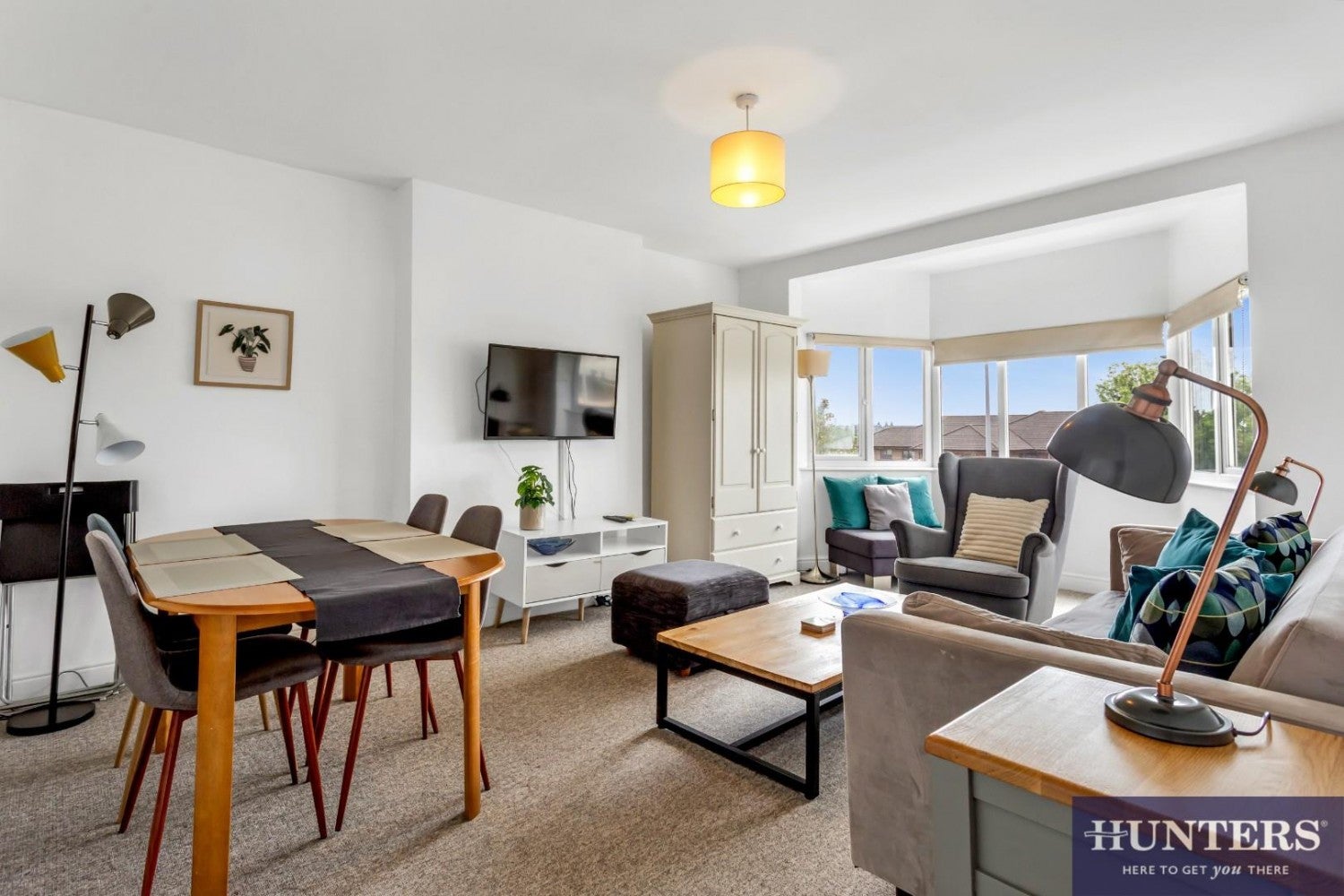 Flat Hendon Way in Greater London