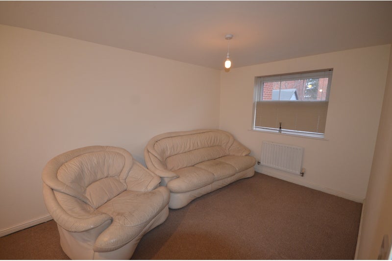 Flat Faulkner Drive in Milton Keynes