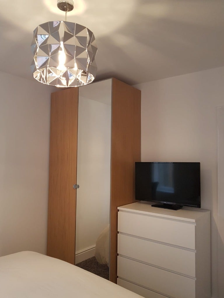 Room Walsgrave Road in Coventry