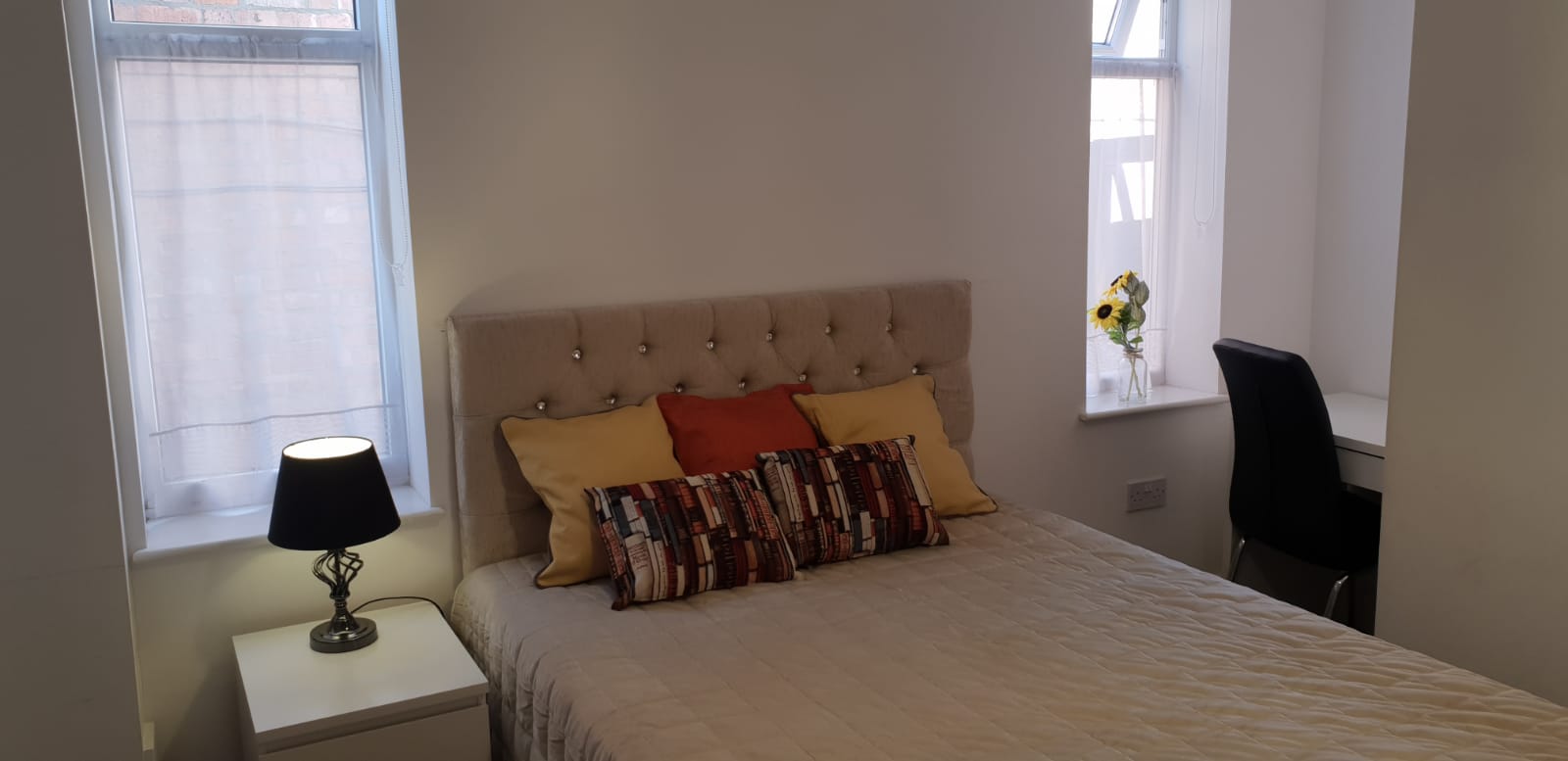 Room Walsgrave Road in Coventry